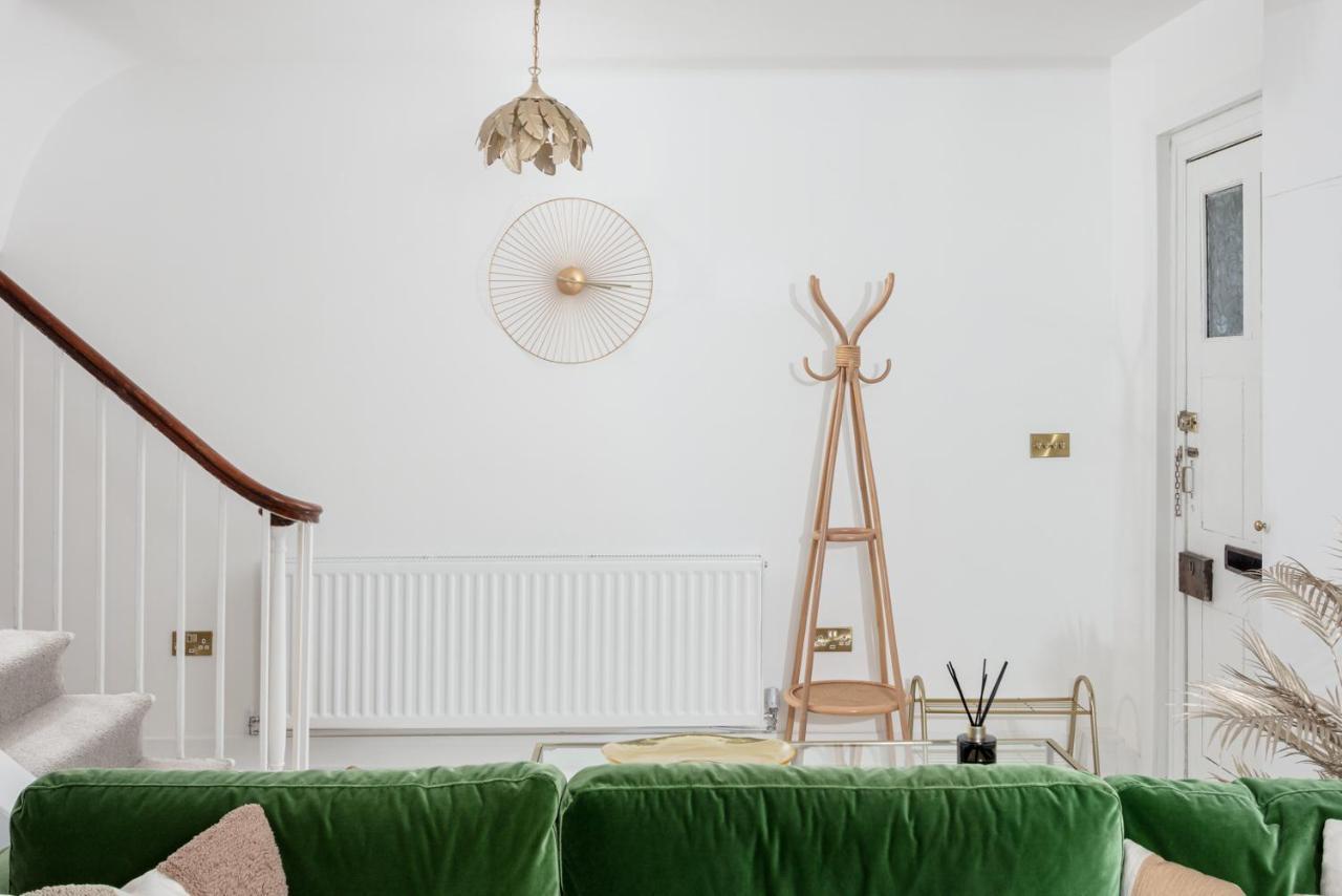 Luxe Design - Grade II Listed Cottage - Heart Of 阿尼克 外观 照片